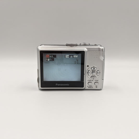 Panasonic Lumix DMC-LS75