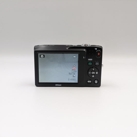 Nikon Coolpix S2700