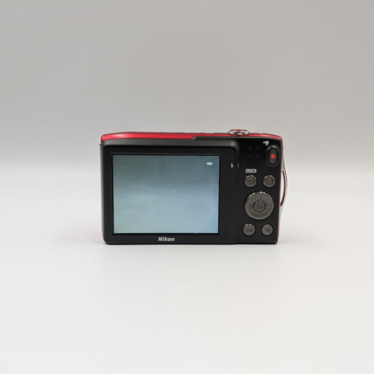 Nikon Coolpix S3200