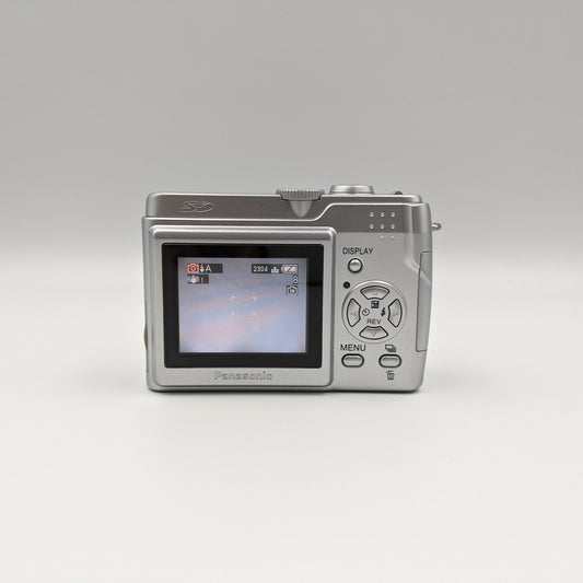 Panasonic Lumix DMC-LS1