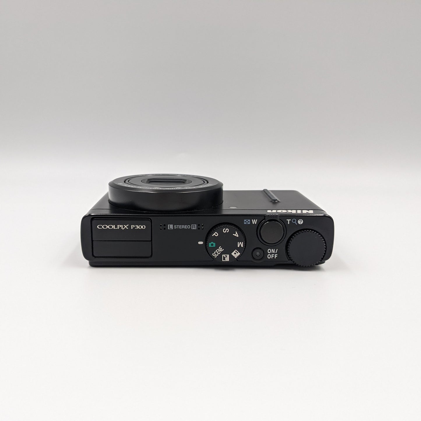 Nikon Coolpix P300