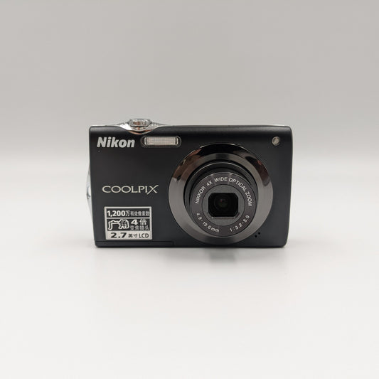 Nikon Coolpix S3000
