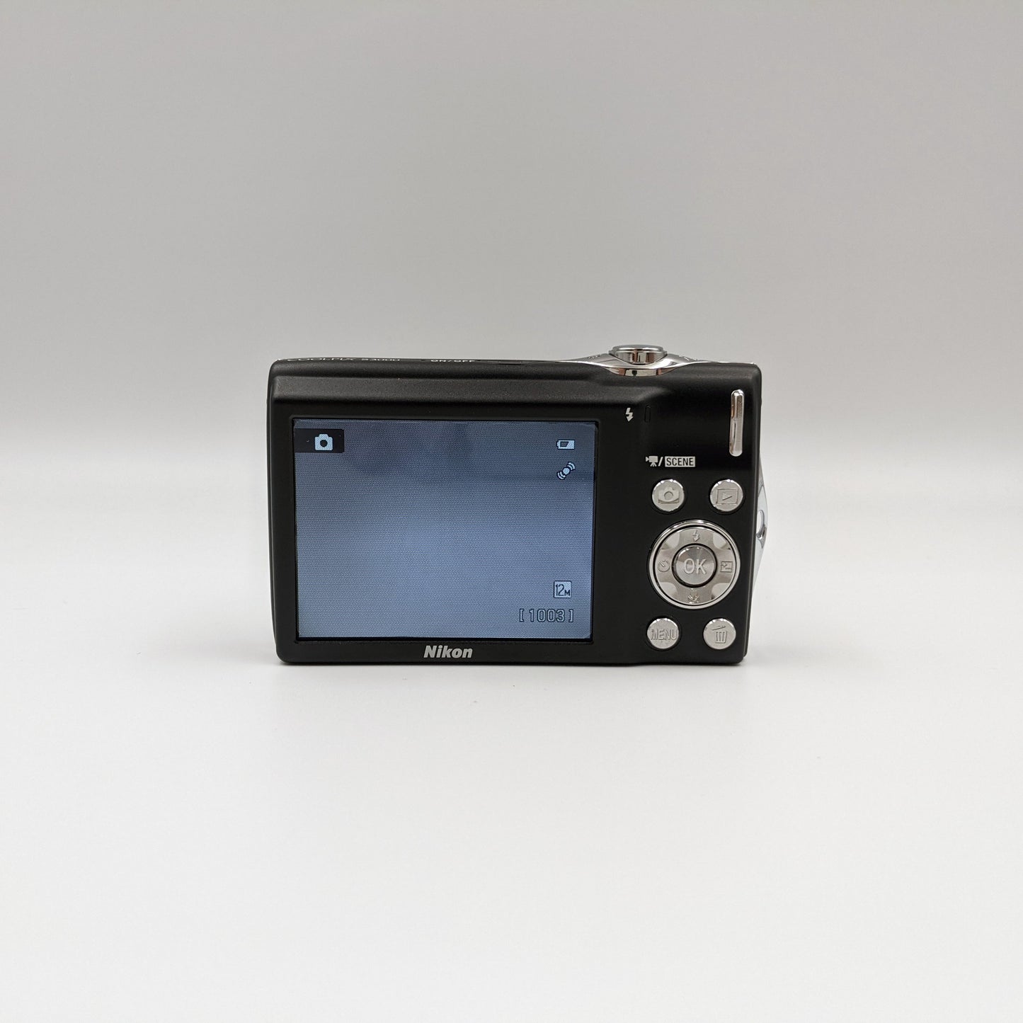 Nikon Coolpix S3000