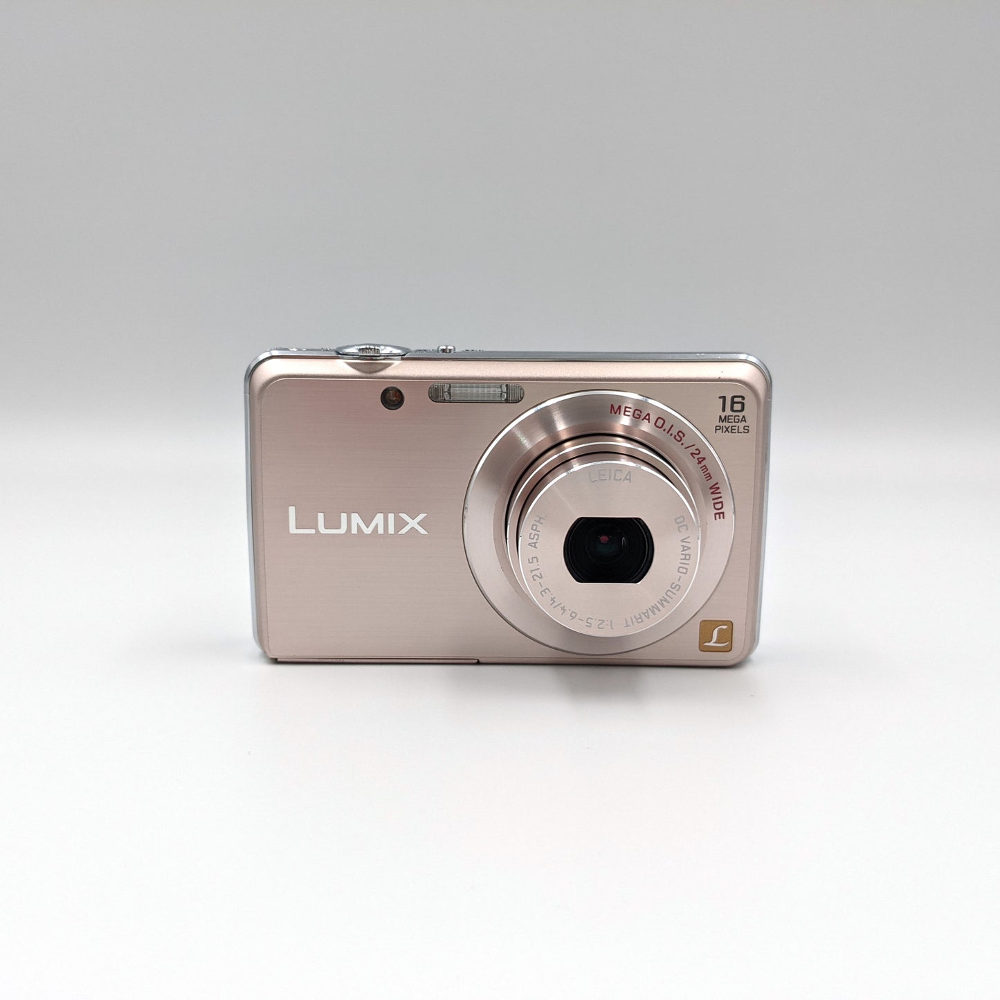 Panasonic Lumix DMC-FH8